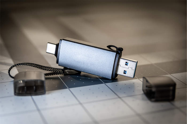 Upgrade Your Viewing Experience: Use USB to Connect Your Phone to TV