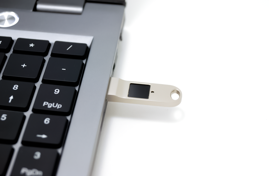 UMD Thumbprint Drive 4