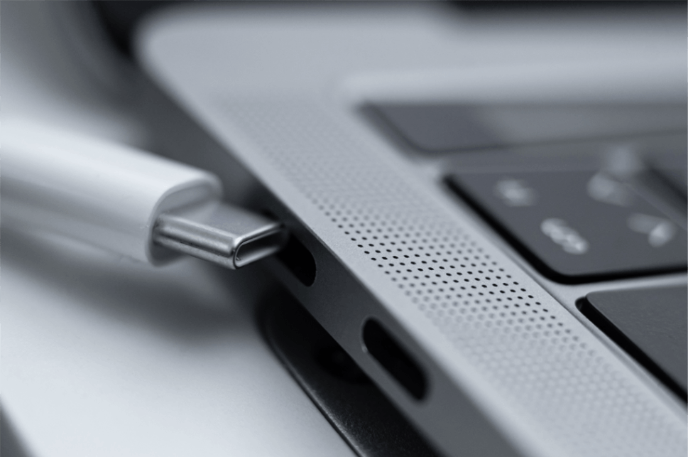 USB C port and chord